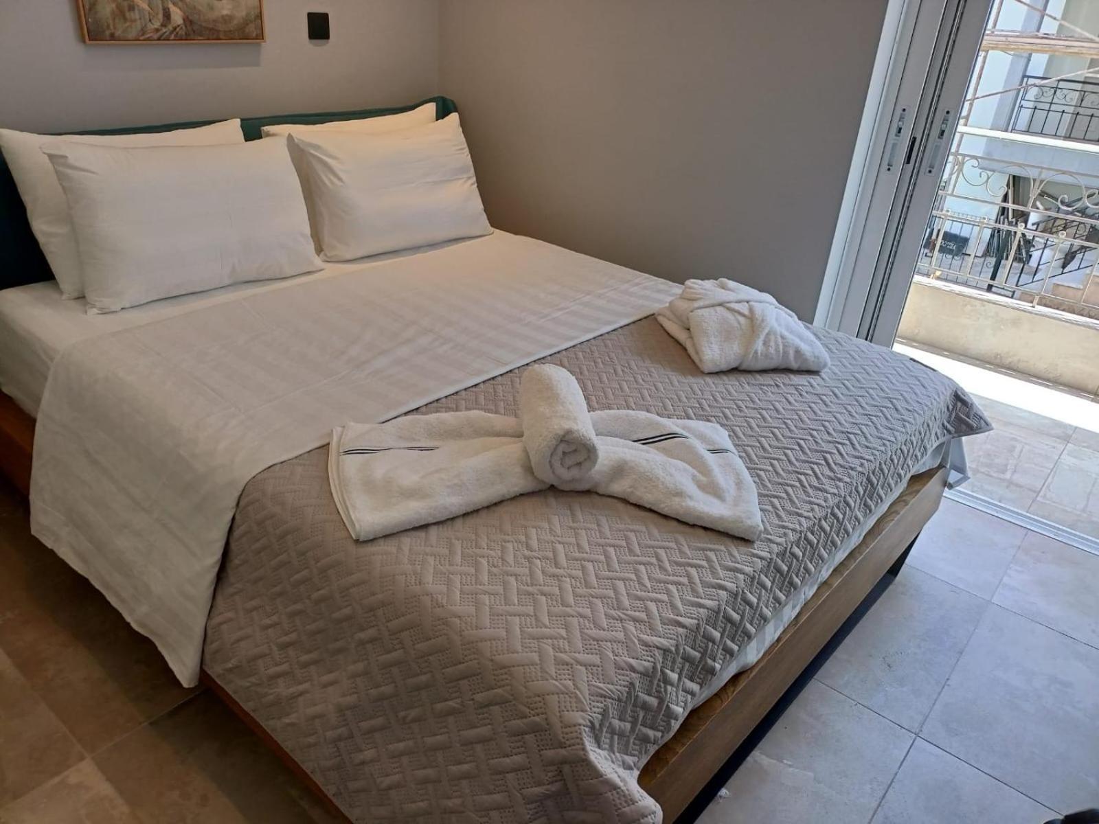 Appartamento George Luxury Living Preveza Esterno foto